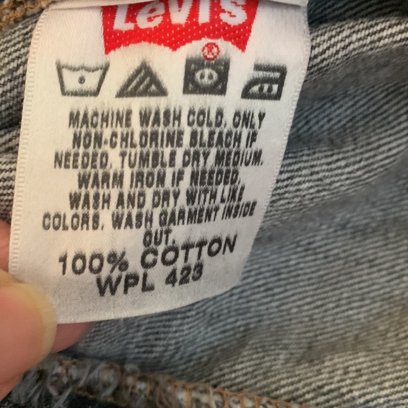 LEVI’S. 501 XX. Stonewashed black/gray jeans. L32 X W34. Button fly. Red… - Picture 11 of 13